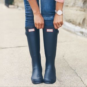 HUNTER Navy Blue Rain Boots Women’s Size 8